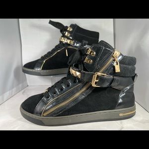 MICHAEL KORS BLACK AND GOLD STUDDED SNEAKERS!! Sz 8.5